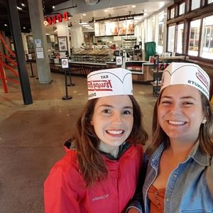 Meet your Posher, Noémie